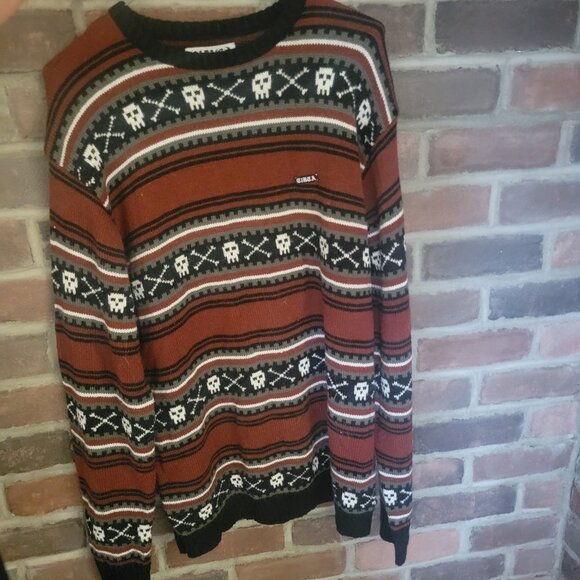 MENS LARGE CIRCA SKULL AND BONES CHRISTMAS SWEATER (UGLY) GUC - Picture 2 of 7